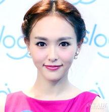 花旦明星丝袜,丝袜明星的时尚演绎