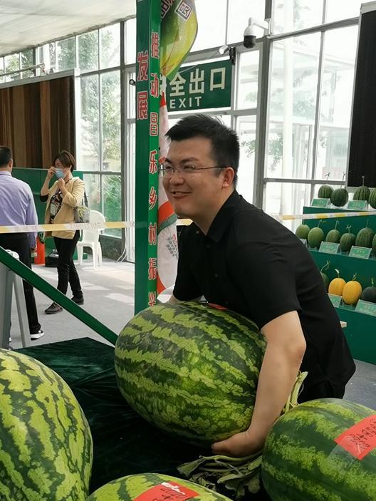 吃瓜群众来巡山,揭秘山间趣事与民间传说