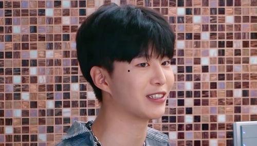 范丞丞娱乐圈吃瓜,揭秘明星背后的“吃瓜”故事